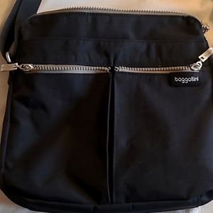 Baggallini Crossbody Purse